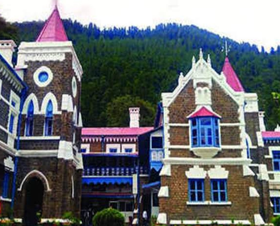 हाईकोर्ट की फटकार रोडवेज कर्मियों का वेतन न देने पर सख्त ।