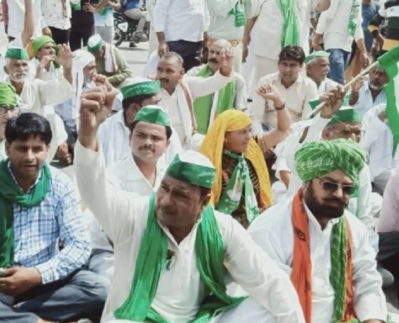 किसान महापंचायत : सुप्रीम कोर्ट ने लगाई फटकार, शहर का दम घोंट देने के बाद अब भीतर आकर प्रदर्शन करना चाहते हैं ।