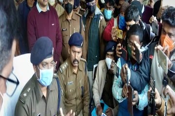 पूर्णिया पुलिस को मिली बड़ी कामयाबी,कुख्यात 25 हजार का इनामी अपराधी गिरफ्तार..