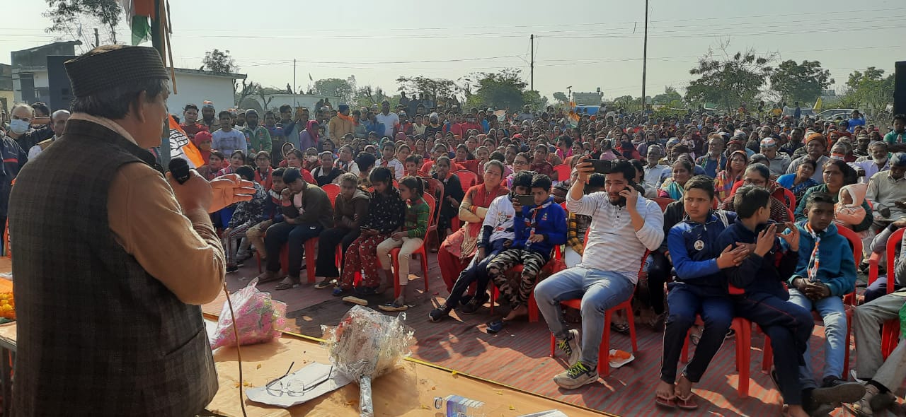 लालकुआं : कांग्रेस प्रत्याशी हरीश रावत ने की खड़कपुर में जनसभा,भाजपा को लिया आड़े हाथों।।