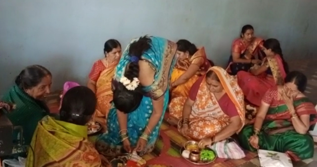 तुकाईथड़/बुरहानपुर :ज्येष्ठ माह के अन्तिम मंगलवार को किया विशाल भंडारे का आयोजन
