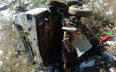 <strong> Uttarakhand : राज्य में फिर एक हादसा यमुनोत्री हाईवे पर हुआ भीषण हादसा, 5 लोगों की मौत</strong>