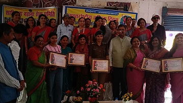 Haldwani: साथी हाथ बढ़ाना सेवा समिति ने समाज मे उल्लेखनीय कार्य कर रही महिलाओं को किया सम्मानित |।