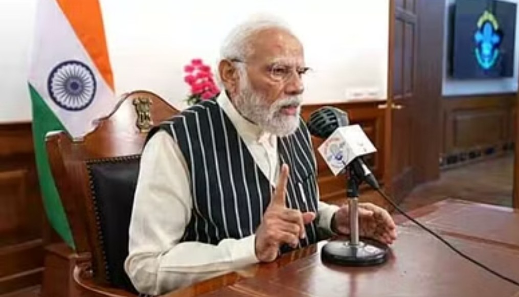 मन की बात Live: प्रधानमंत्री मोदी की “मन की बात” का 100 वां एपिसोड शुरू,Mann Ki Baat जिस भी चीज से जुड़ा, वह जनआंदोलन बनता चला गया।। 