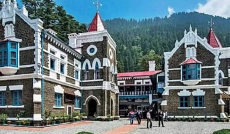 Nainital: हाईकोर्ट में शीतकालीन अवकाश- 15 जनवरी से 11 फरवरी तक रहेगा हाईकोर्ट में शीतकालीन अवकाश 