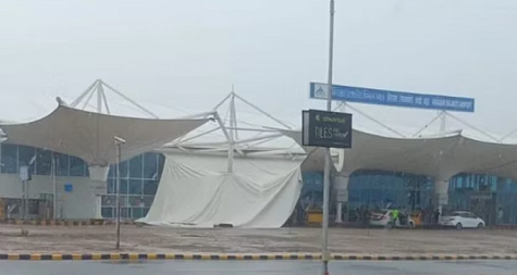 राजकोट एयरपोर्ट: गुजरात में हुआ बड़ा हादसा, भारी बारिश के चलते राजकोट एयरपोर्ट टर्मिनल की छत ढही