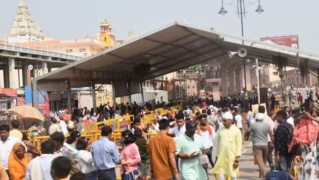 Ayodhya Ram mANDIR: 8 महीने में ढाई करोड़ श्रद्धालुओं ने किए रामलला के दर्शन, रोजाना पहुंच रहे हैं 70 हजार भक्त