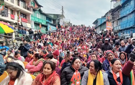 हल्द्वानी- मतपेटी खुलते ही कमल की झड़ी लग जाए -धामी, ट्रिपल इंजन की सरकार ही नैनीताल के विकास का मजबूत आधार
