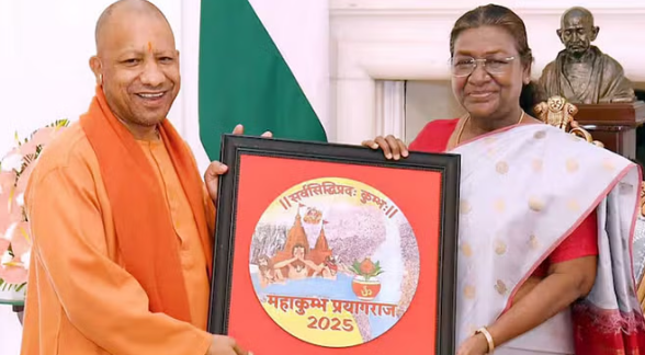 2025 महाकुंभ:- भारत की प्रथम नागरिक राष्ट्रपति मूर्मू कल संगम में लगाएंगी आस्था की डुबकी, अक्षयवट और श्री बड़े हनुमानजी के करेंगी दर्शन