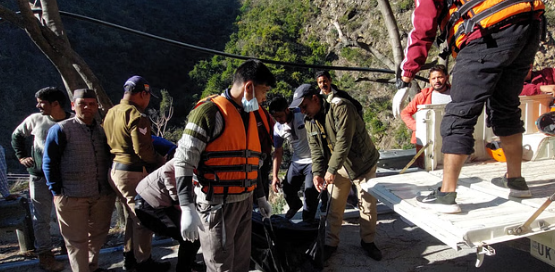 कर्णप्रयाग: पंचपुलिया अलकनंदा के छोर पर मिला शव, डीडीआरएफ ने निकाला बाहर, शिनाख्त में जुटी पुलिस