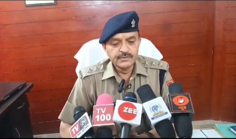 पन्तनगर: युवक की पिटाई पुलिस ने की जांच शुरू।