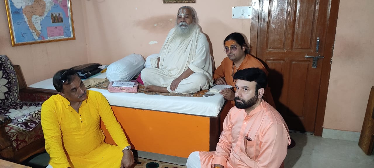 अयोध्या:- राम भक्त राकेश शर्मा व पंजाब से महीप त्रेहन पहुंचे अयोध्या, कनाडा में भी बनेगा भगवान राम का भव्य मंदिर।।