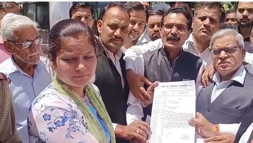 शाहजहाँपुर:- पहलगाम की ज़ालिमाना कार्यवाही पर ग़ुस्से का इज़हार,आतंकवादियों के खिलाफ फूटा अधिवक्ताओं का गुस्सा