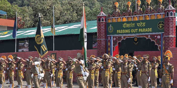 आईटीबीपी परेड: आईटीबीपी की मुख्यधारा में शामिल हुए 36 नए युवा अधिकारी, कठिन प्रशिक्षण प्राप्त करने के बाद हुए शामिल