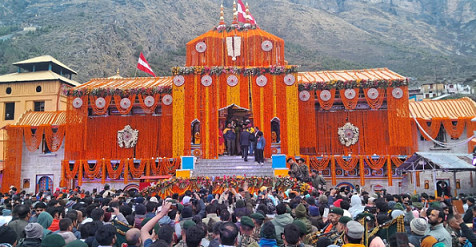 बदरीनाथ धाम: बदरी विशाल के खुले कपाट,बड़ी संख्या में उमड़े श्रद्धालु, मुख्यमंत्री धामी ने भी की पूजा-अर्चना