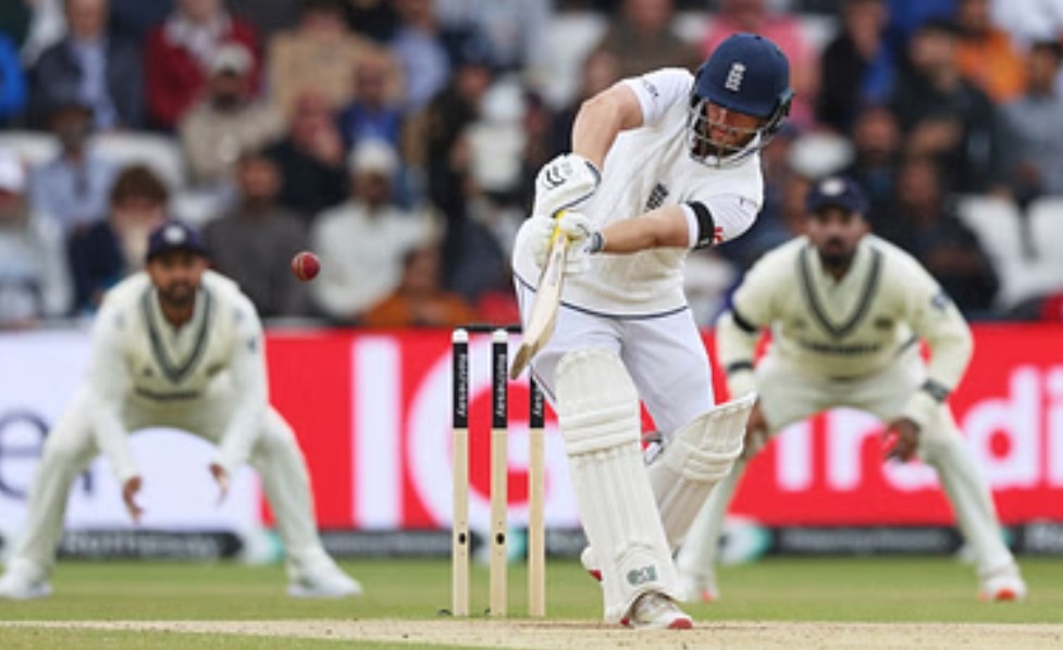 IND vs ENG:- इंग्लैंड ने भारत को 5 विकेट से हराया, रूट-क्रावली का पचासा