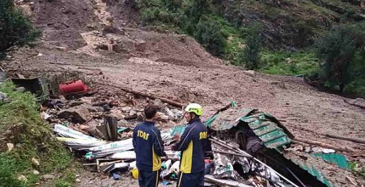 Cloudburst News- बड़कोट: सिलाई बैंड के पास फटा बादल..9 मजदूर लापता, दो के शव बरामद