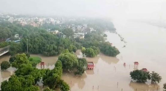 Delhi- दिल्ली में ‘जल प्रलय’ जारी, यमुना बैंक मेट्रो स्टेशन तक पहुंचा यमुना का पानी, डीएमआरसी का अलर्ट..