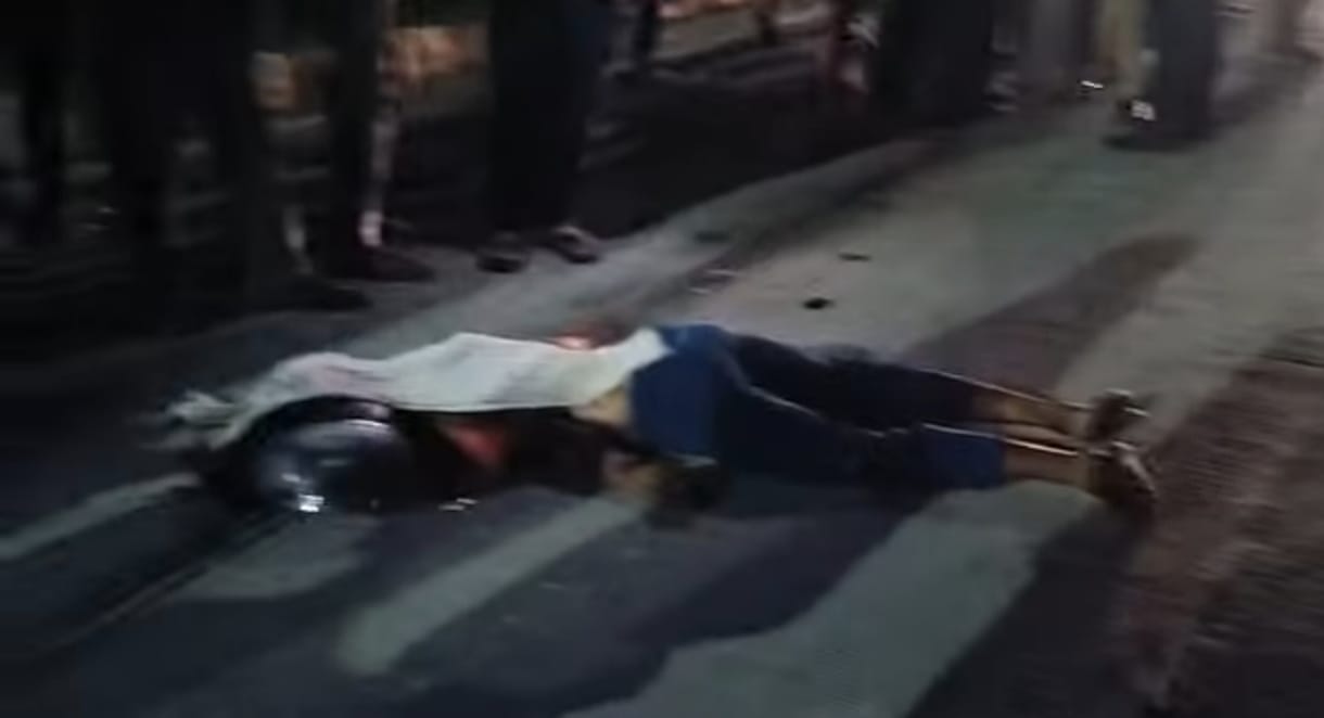 पन्तनगर / लालकुआं- ट्रक ने बाइकसवार युवक को पिछे से मारी जोरदार टक्कर,युवक की मौके पर दर्दनाक मौत