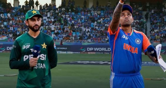 India vs Pakistan Match- स्टेडियम पहुंचीं दोनों टीमें, कुछ ही देर में होगा टॉस,आठ बजे से होगा मैच