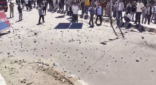 Ladakh Violence: लेह में चौथे दिन भी कर्फ्यू जारी,जरूरत का सामान हो रहा कम,राशन, दूध और सब्जियों की किल्लत