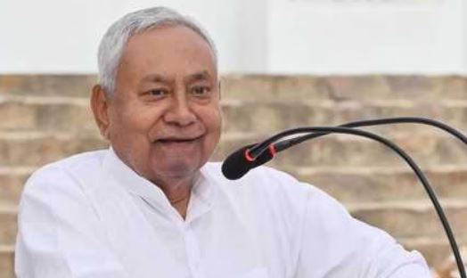 Bihar: महागठबंधन के घोषणा पत्र के बाद नीतीश ने किया पलटवार, कहा- हमने किया है बिहार का विकास