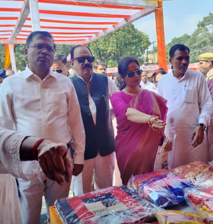 Inauguration of “UP Trade Show” – A Swadeshi Fair