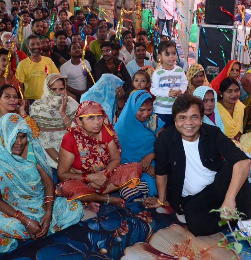 शाहजहांपुर जेल में कॉमेडी किंग राजपाल यादव ने बंदियों को हंसाया, दी जिंदगी बदलने की सीख