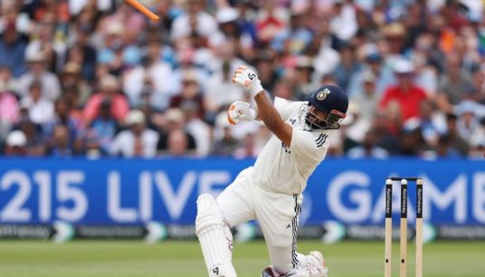 ऋषभ पंत बने टेस्ट में सर्वाधिक छक्के लगाने वाले भारतीय, सहवाग-रोहित जैसे दिग्गजों को पछाड़ा