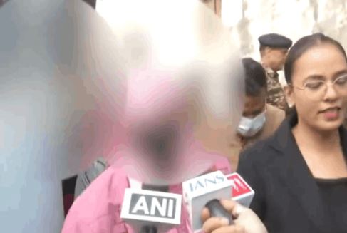 उन्नाव केस: पीड़िता ने कहा- मुझे सुप्रीम कोर्ट पर पूरा भरोसा, कुलदीप सेंगर को फांसी दिलाने तक जारी रहेगी मेरी लड़ाई