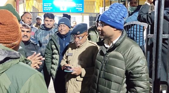 चमोली- बड़ा हादसा: टीएचडीसी की निर्माणाधीन टनल में 2 लोको ट्रेन आपस में टकराईं, मजदूरों में मची चीख पुकार