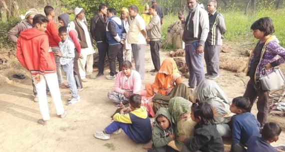 सिर पर सब्बल मारा, फिर पेचकस घुसेड़ा…मंदिर के पुजारी का बेरहमी से कत्ल, चारपाई से मिला रहस्यमय पन्ना