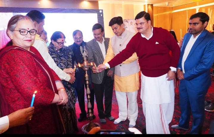 अयोध्या- संस्कृति, विकास एवं नवाचार के मॉडल के रूप में उभरी अयोध्या: त्रिपाठी