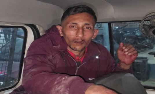 Bihar: 2 साल की बच्ची से दुष्कर्म, हालत गंभीर, दरवाजे पर खेलते समय किया अगवा, आरोपी गिरफ्तार