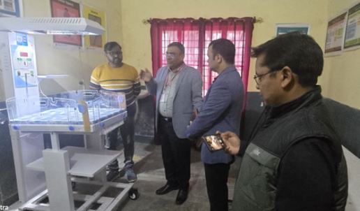 अयोध्या- कटी-फटी मिली चादर, दवा और जांच का जवाब नहीं दे सके स्वास्थ्यकर्मी