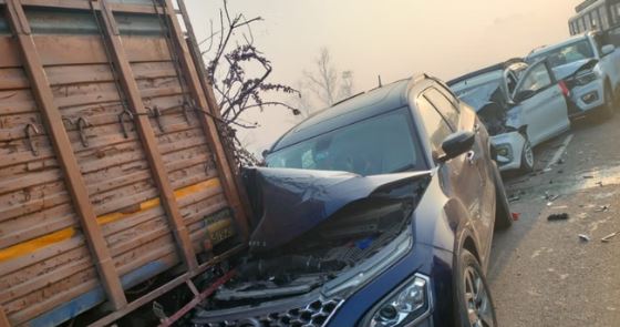 भीषण हादसा: PRTC बस और कई गाड़ियों में टक्कर, वाहनों के उड़े परखच्चे, कई घायल, मची चीख-पुकार