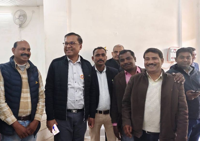 District Magistrate Dharmendra Pratap Singh Wins Praise for Pro-Journalist Measures