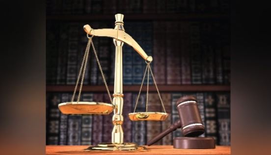 कोका-कोला की 2 बोतलें फटने से घर को नुकसान हुआ, अब 13 साल बाद देना होगा मुआवजा, चार सप्ताह की मोहलत