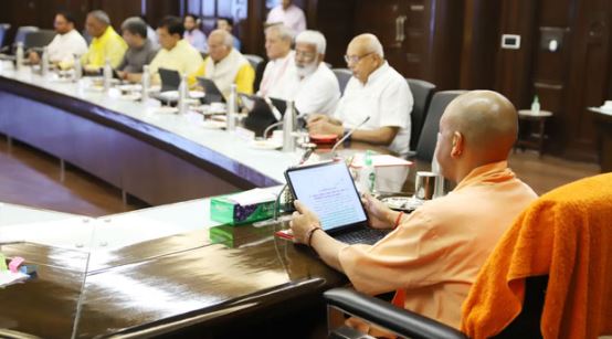 UP: बजट पेश करने से पहले होगी कैबिनेट की बैठक, दस प्रस्तावों पर होगा विचार, 11 बजे से पढ़ा जाएगा बजट