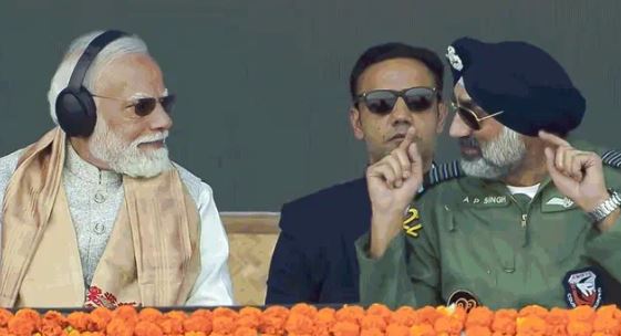 वायुसेना का एयरशो- चीन सीमा के पास वायुसेना का पराक्रम, चीनी सीमा के पास भारतीय वीरों ने दिखाया दम