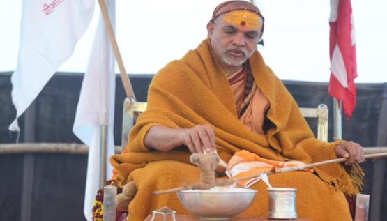 शंकराचार्य स्वामी अविमुक्तेश्वरानंद और उनके शिष्य के खिलाफ पॉक्सो एक्ट के तहत FIR दर्ज करने का आदेश