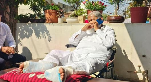 मंत्री विज बजट सत्र में नहीं हो पाएंगे शामिल: दोनों एड़ियों में फ्रैक्चर, 6 सप्ताह का सख्त बेड रेस्ट