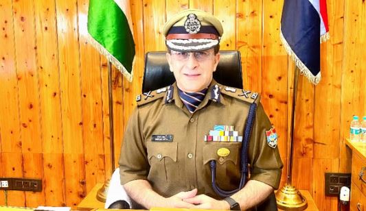 देहरादून- राष्ट्रीय पर्व की गरिमा भूले दो IPS अधिकारी, जांच आईजी मुख्यालय करेंगे