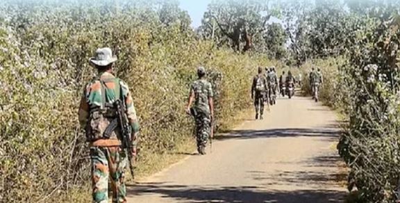 Surrender: शीर्ष नक्सली देवजी ने किया ‘आत्मसमर्पण’, तेलंगाना पुलिस के सामने डाले हथियार!