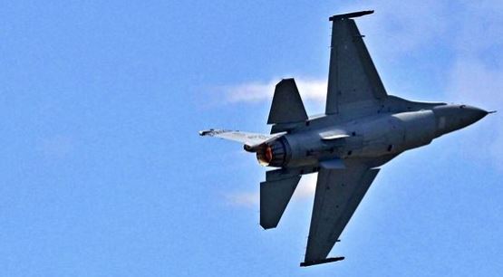 यूएस ने 24 घंटे में पश्चिम एशिया भेजे 50 से ज्यादा लड़ाकू विमान, ईरान की धमकी- ऐसा मारेंगे….