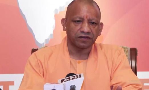 CM योगी का निर्देश- सभी कर्मचारियों का वेतन होली से पहले देना सुनिश्चित करें