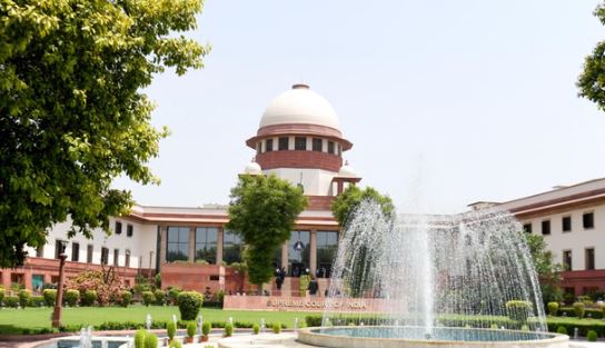 SC- मुआवजा देने में देरी पर कौन भरेगा जुर्माना? सुप्रीम कोर्ट ने तय किया नियोक्ता का दायित्व