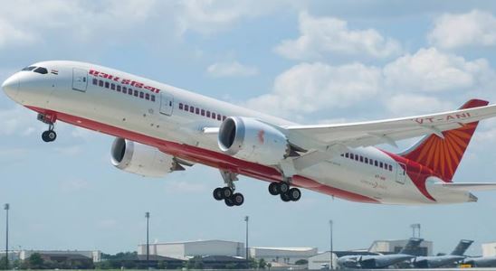 Travel: पश्चिम एशिया संकट के बीच एअर इंडिया का फैसला,संचालित होंगी 58 उड़ानें, जानें …