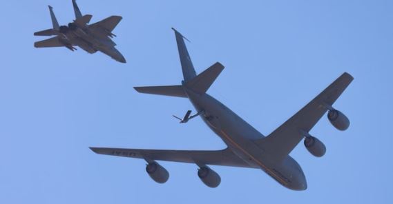 पश्चिम एशिया संकट:  इराक में अमेरिका का KC-135 टैंकर विमान क्रैश, चालक दल के 4 लोगों की मौत