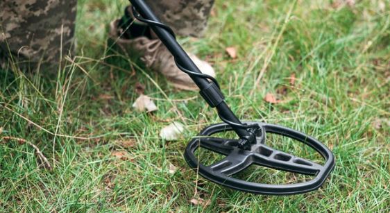 दिल्ली Bomb Threat: राजधानी के कई स्कूलों को फिर मिली बम की धमकी, ई-मेल से मचा हड़कंप